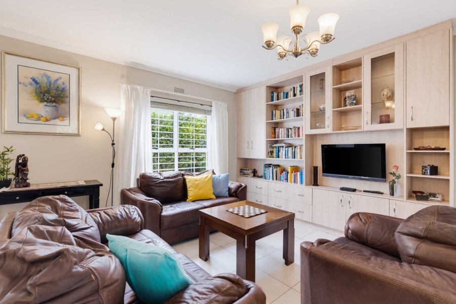 4 Bedroom Property for Sale in Sunningdale Western Cape